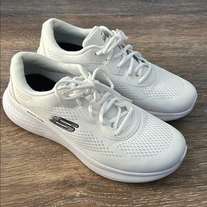 Skechers Air Cooled Memory Foam White Comfort Sneakers 👟